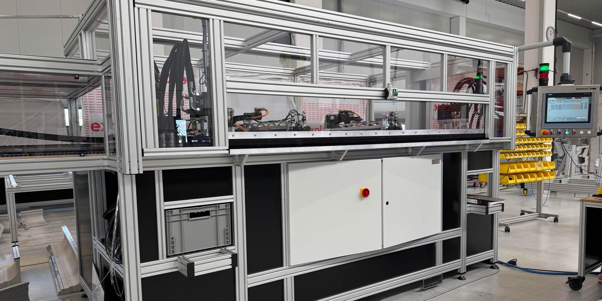 Automatisierung in der Blechbearbeitung: Ein Plus an Effizienz und Entlastung Automatisierung in der Blechbearbeitung: Ein Plus an Effizienz und Entlastung